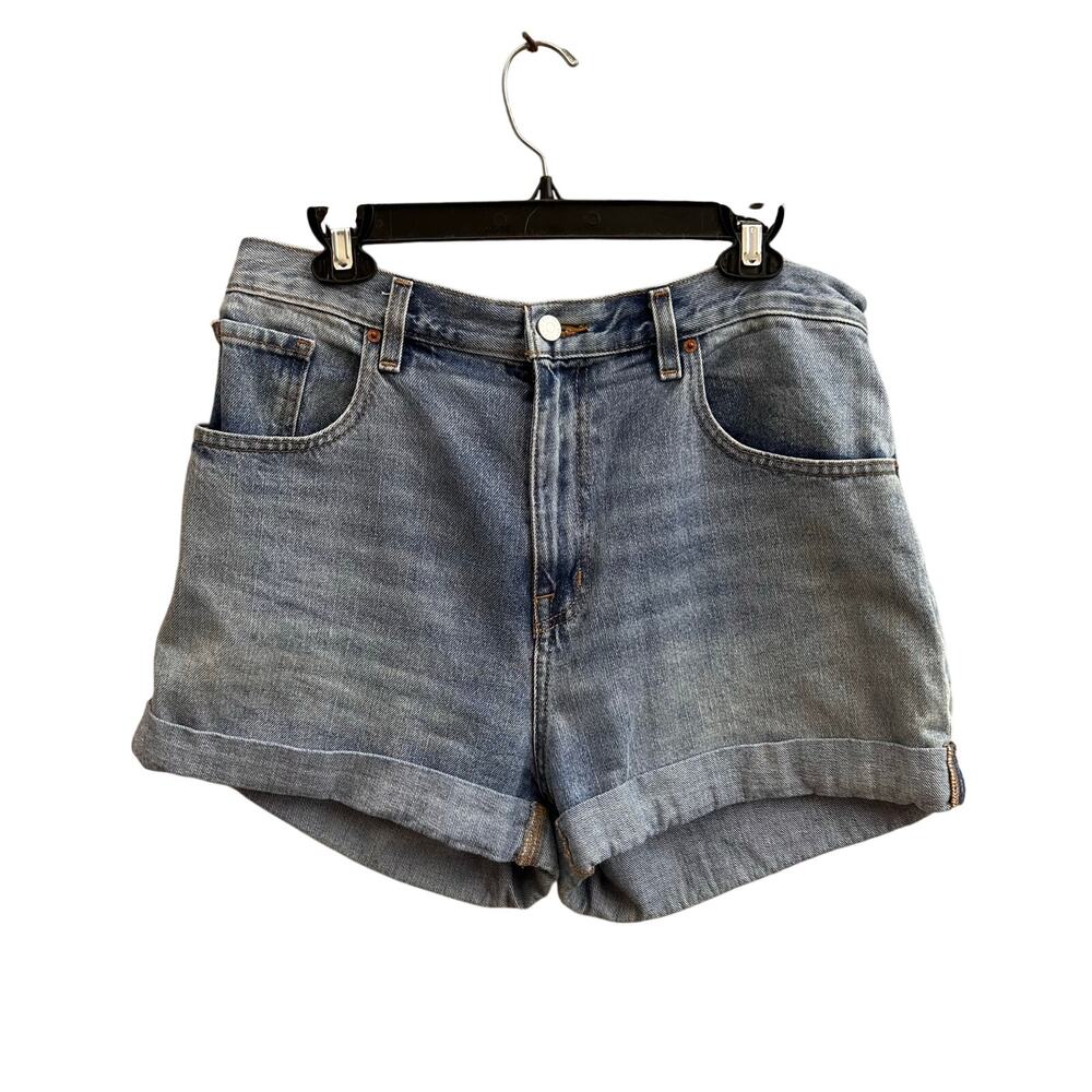 BDG Denim Jean Shorts Mom High Rise Size 31